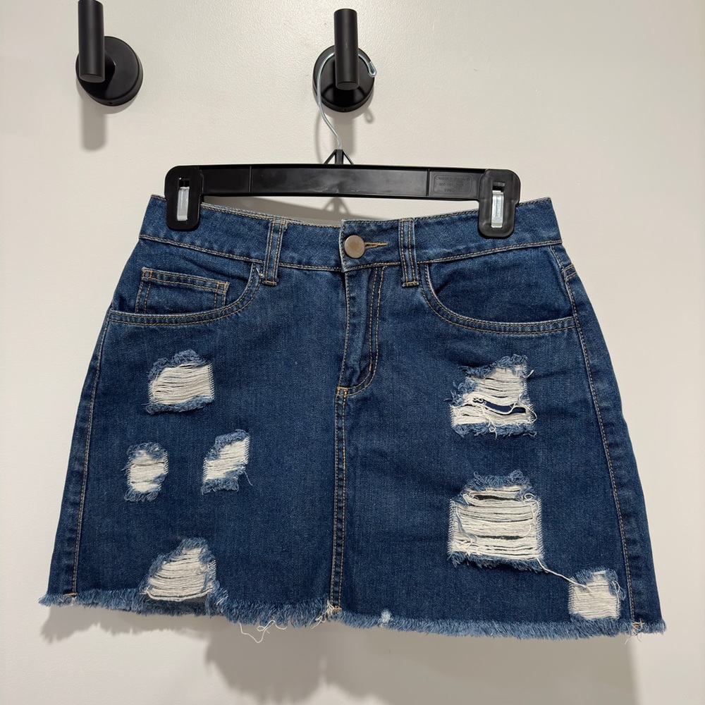Ripped Denim mini skirt